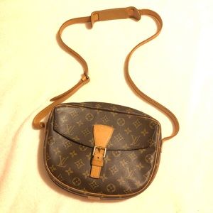Louis Vuitton Cross Body Bag